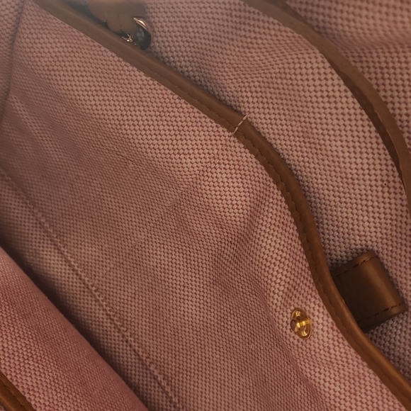 Dooney Bourke large woman purse(bag) - Picture 11 of 13